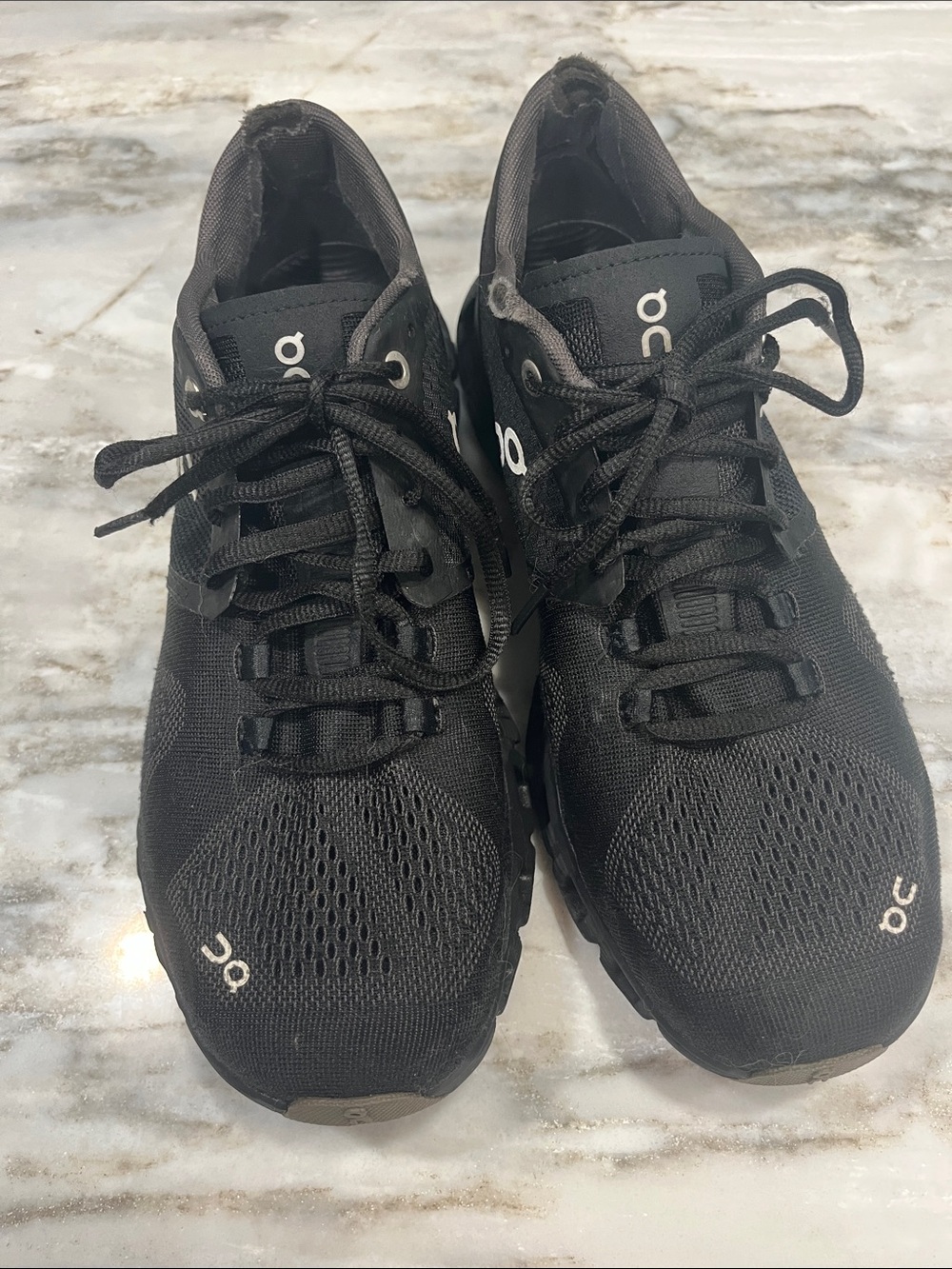 On Running Women’s Size 9 Black Performance Running Shoes
